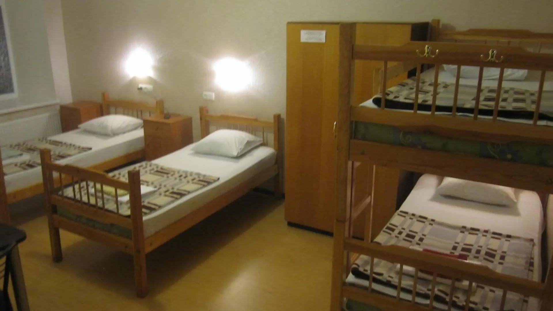 Yaroslav Hostel Kiev